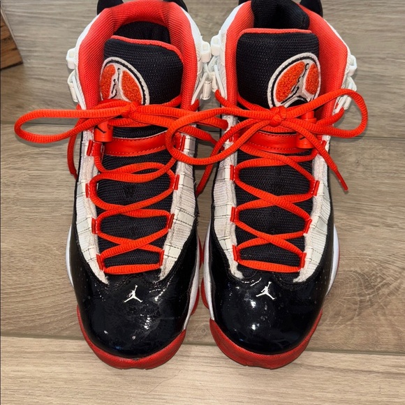Nike Jordan Six 6 Rings Black/Team Orange GS SZ 6.5Y Retro True Flight - Picture 2 of 8